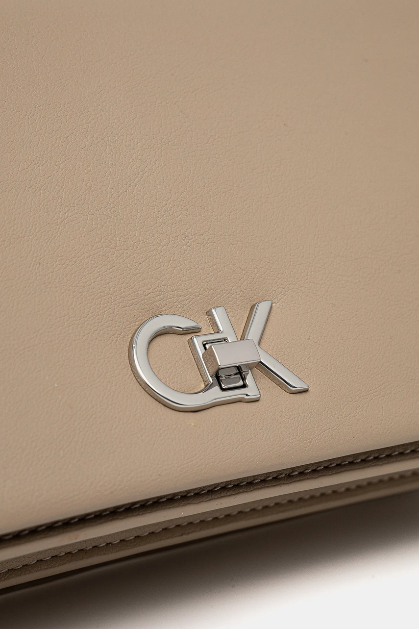 Τσάντα Calvin Klein χρώμα: μπεζ, K60K612806 φωτογραφία