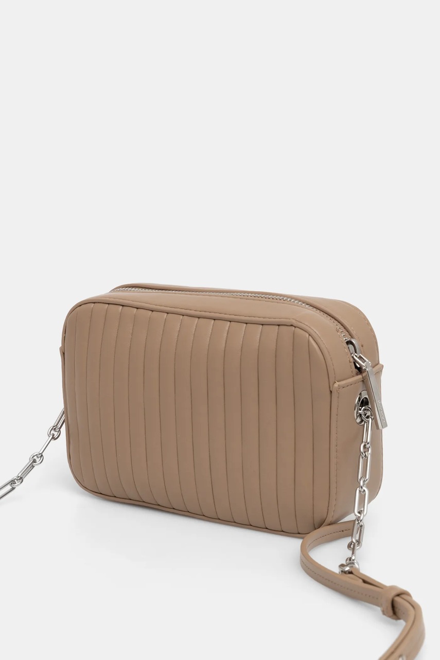 Τσάντα Calvin Klein χρώμα: μπεζ, K60K613078 φωτογραφία