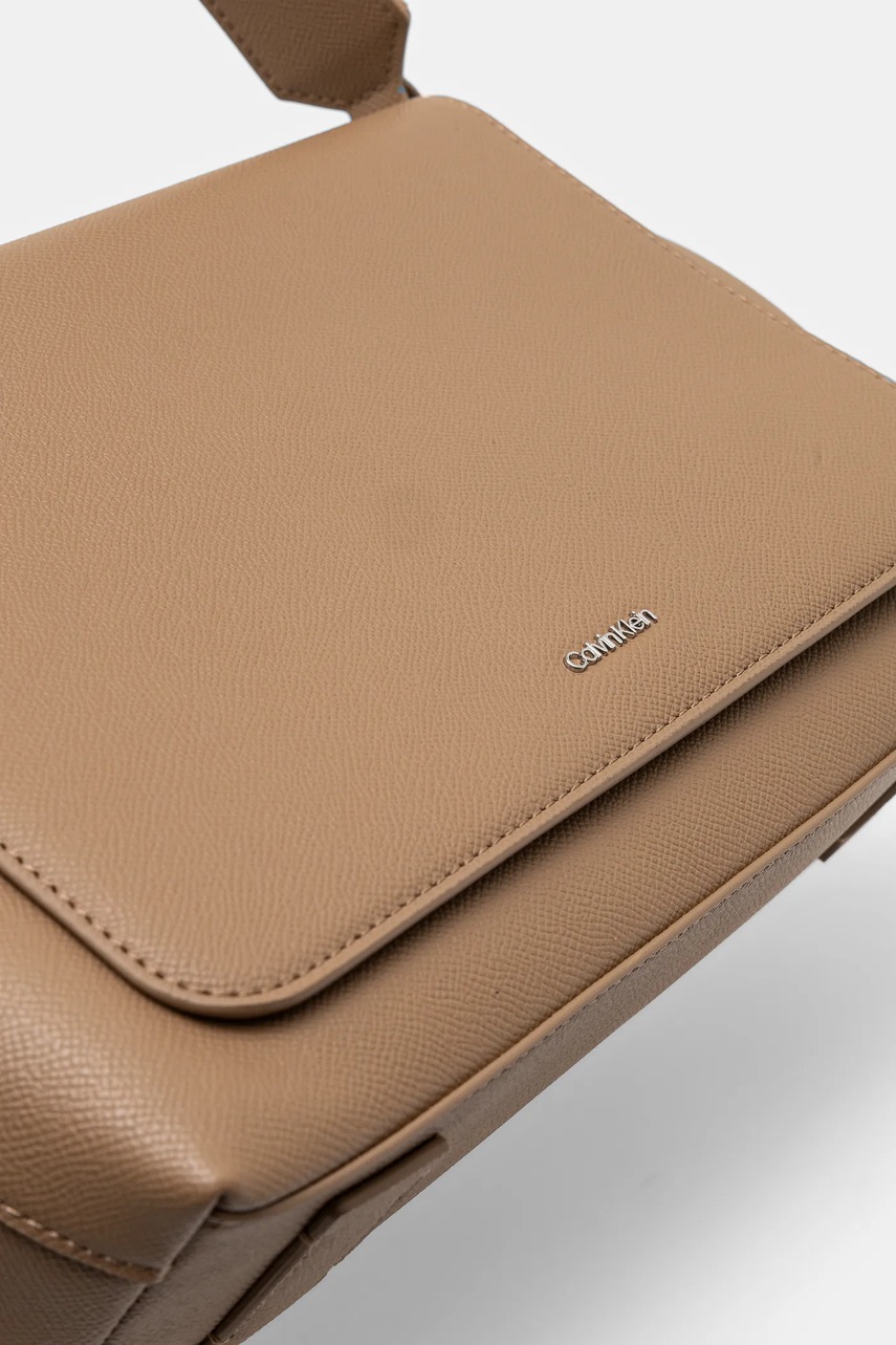 Τσάντα Calvin Klein χρώμα: μπεζ, K60K613085 φωτογραφία