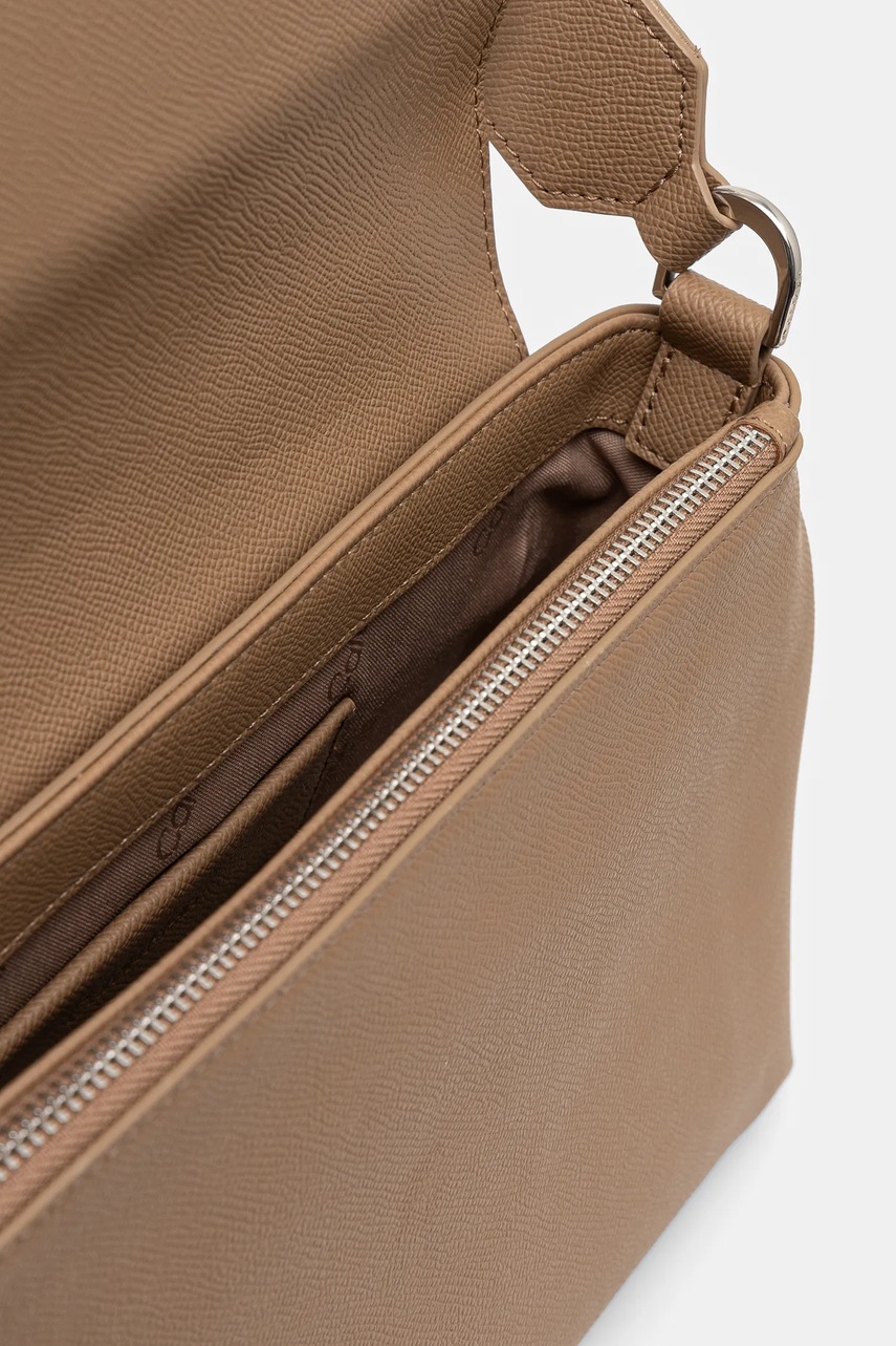 Τσάντα Calvin Klein χρώμα: μπεζ, K60K613085 φωτογραφία