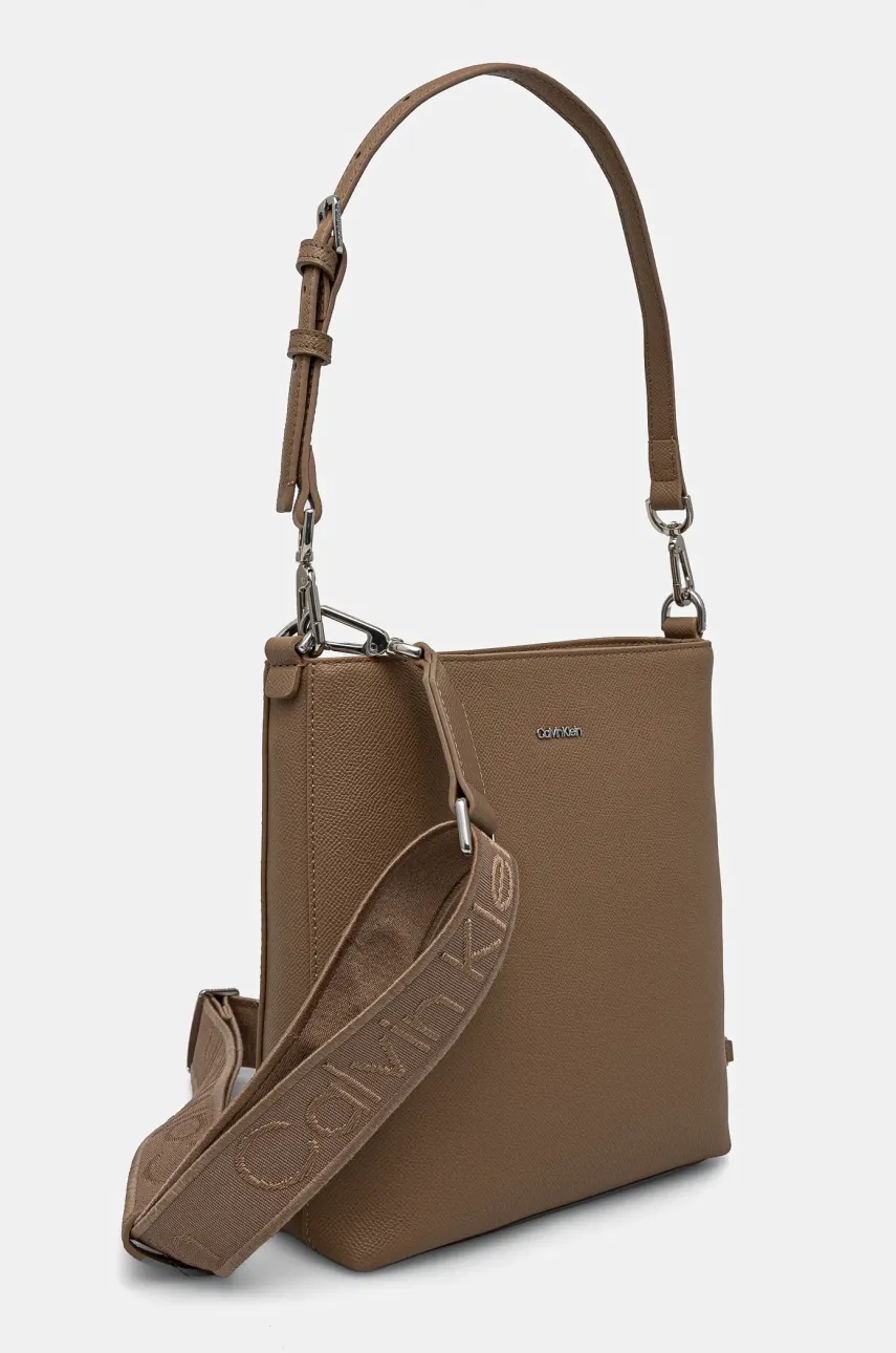 Сумочка Calvin Klein цвет коричневый K60K613129 Сумочка Calvin Klein цвет коричневый K60K613129