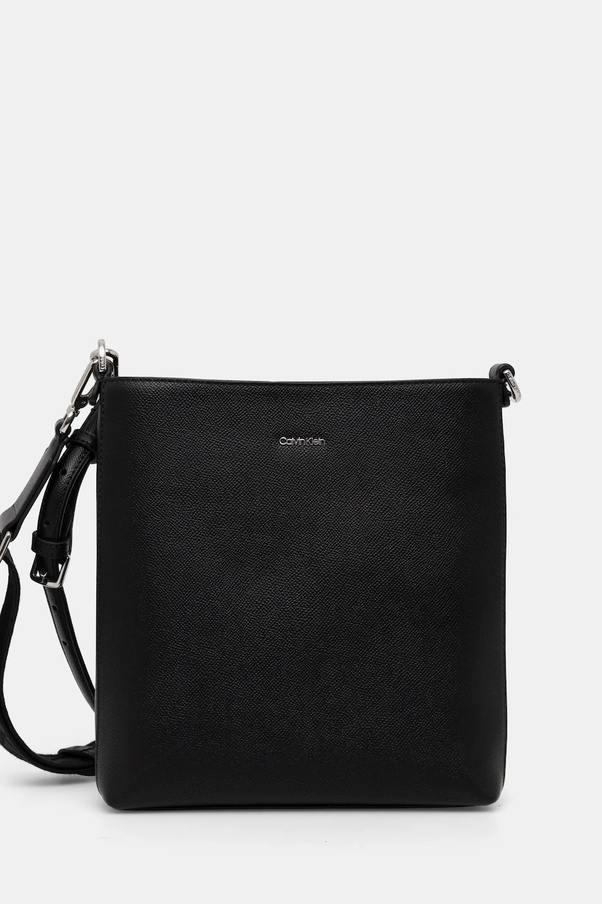 Levně Kabelka Calvin Klein černá barva, K60K613129