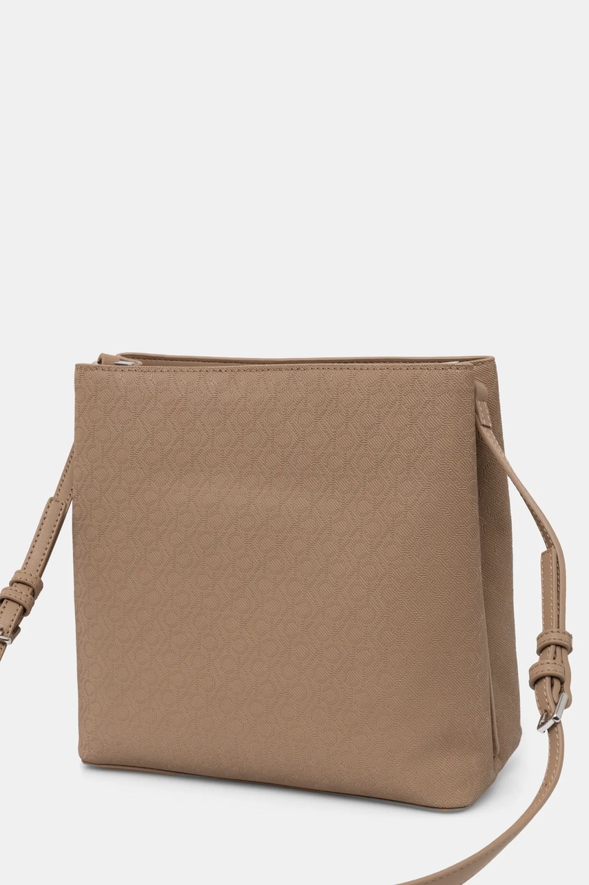 Τσάντα Calvin Klein χρώμα: καφέ, K60K613137 φωτογραφία