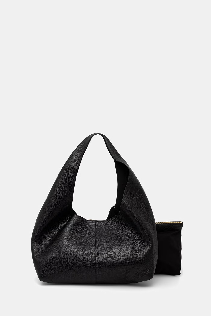 Liviana Conti poseta de piele