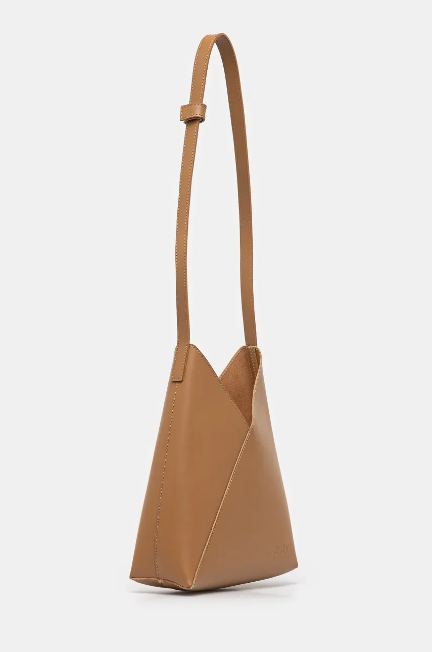 Кожаная сумочка MM6 Maison Margiela цвет коричневый SB6ZH0019 Кожаная сумочка MM6 Maison Margiela цвет коричневый SB6ZH0019