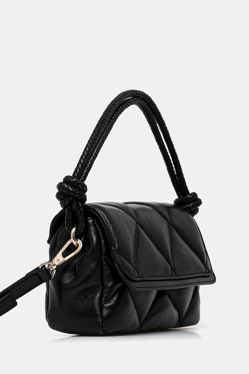Кожаная сумочка Guess CORINNE цвет чёрный HWCRNN L5116 Кожаная сумочка Guess CORINNE цвет чёрный HWCRNN L5116