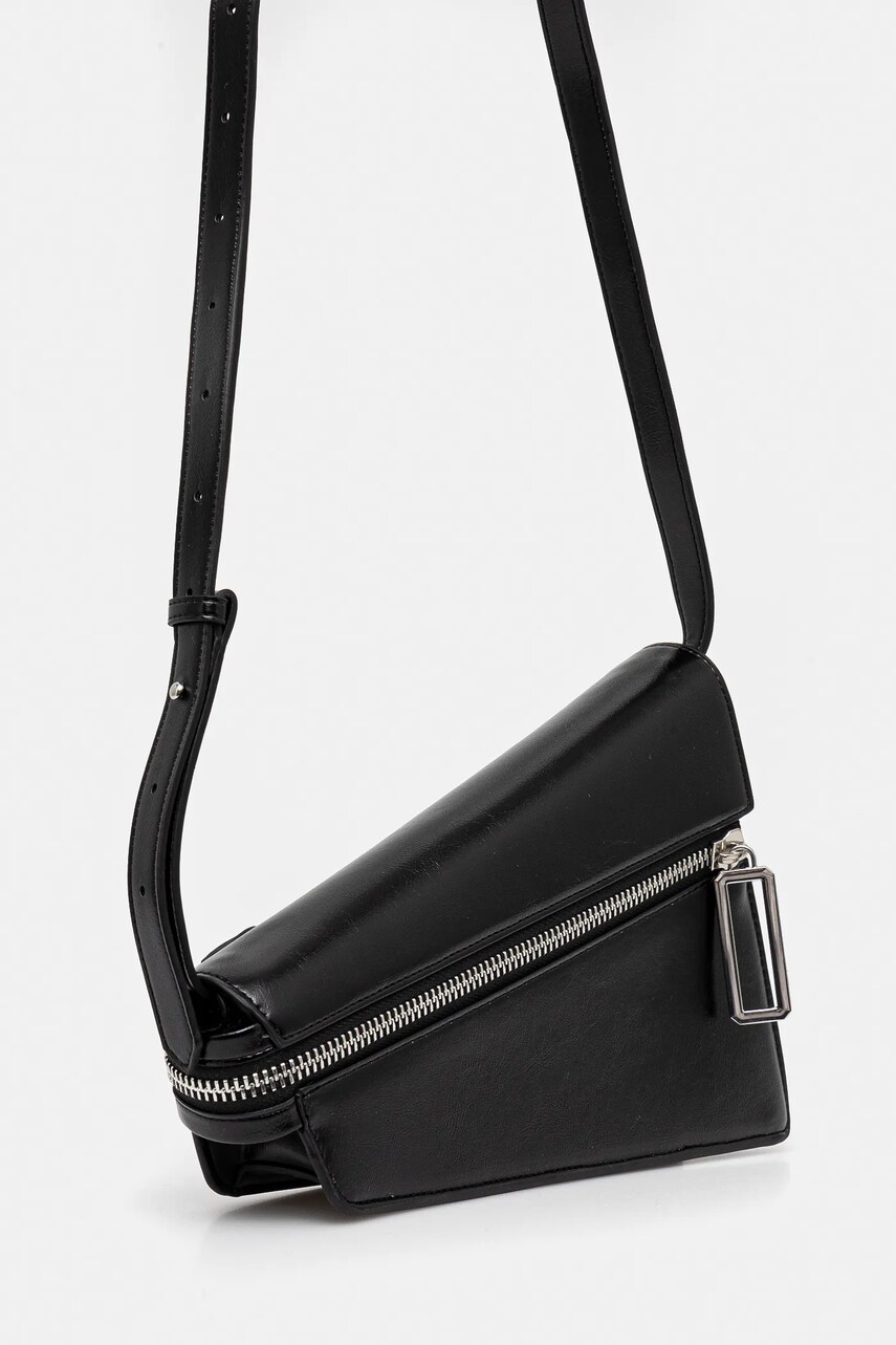 Сумочка Sisley цвет чёрный 6G2BWY055 Сумочка Sisley цвет чёрный 6G2BWY055