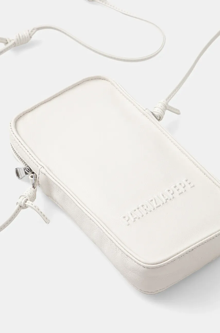 Сумочка на телефон Patrizia Pepe цвет белый 2Q0008 L113 Сумочка на телефон Patrizia Pepe цвет белый 2Q0008 L113