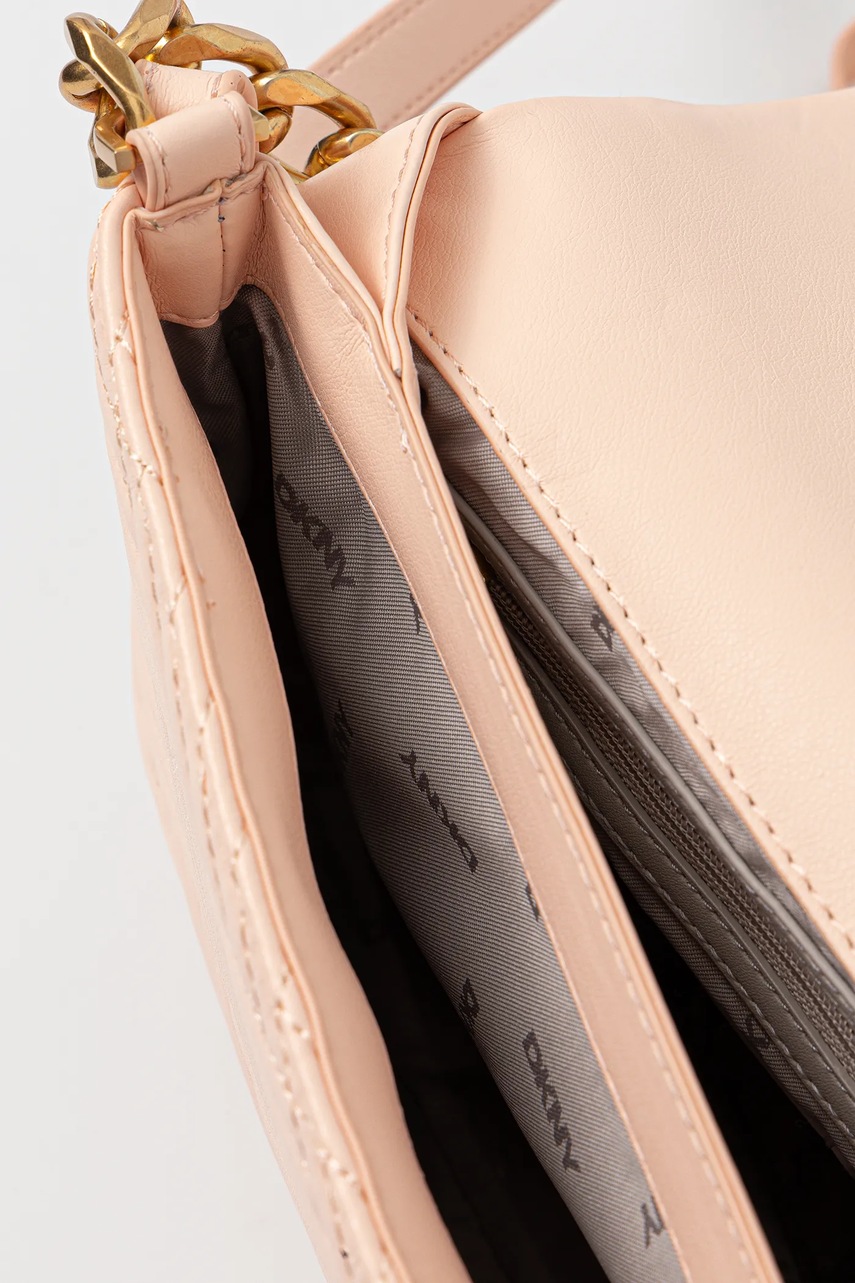 Δερμάτινη τσάντα Dkny χρώμα: μπεζ, R44EKI05 φωτογραφία