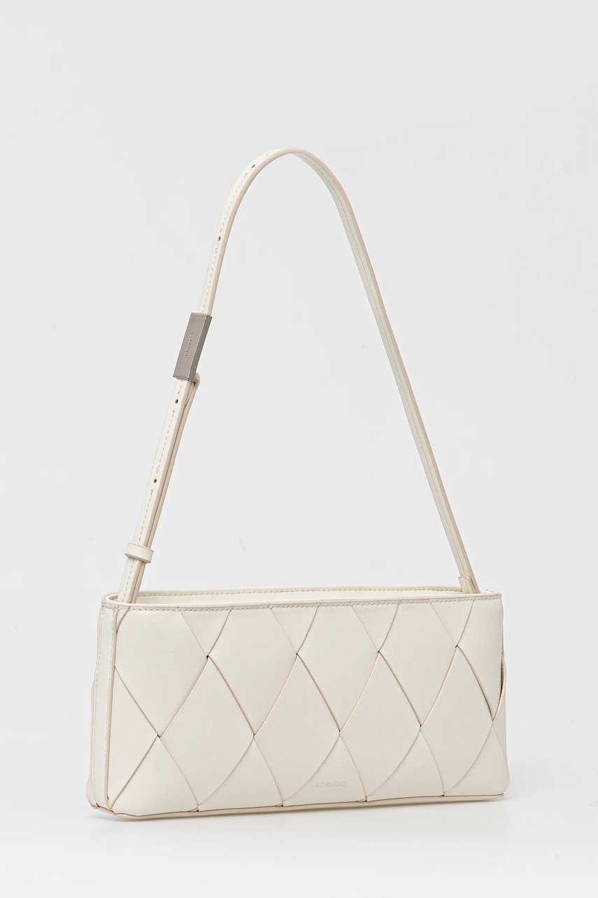 Сумочка Calvin Klein цвет бежевый K60K612992 Сумочка Calvin Klein цвет бежевый K60K612992