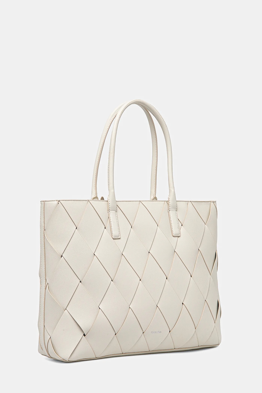 Сумочка Calvin Klein цвет бежевый K60K612994 Сумочка Calvin Klein цвет бежевый K60K612994