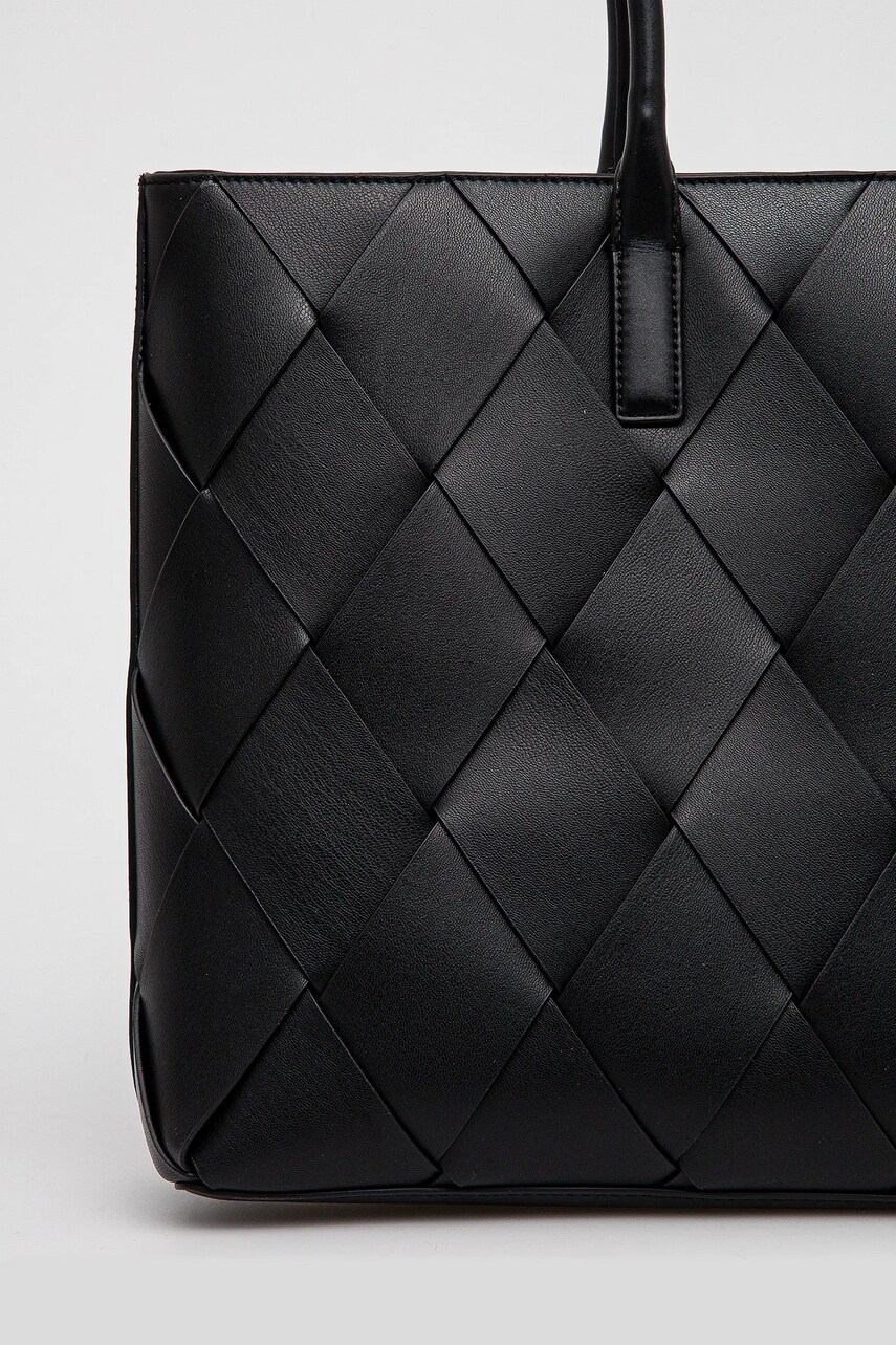 Calvin Klein kézitáska fekete, K60K612994 termék 2. képe