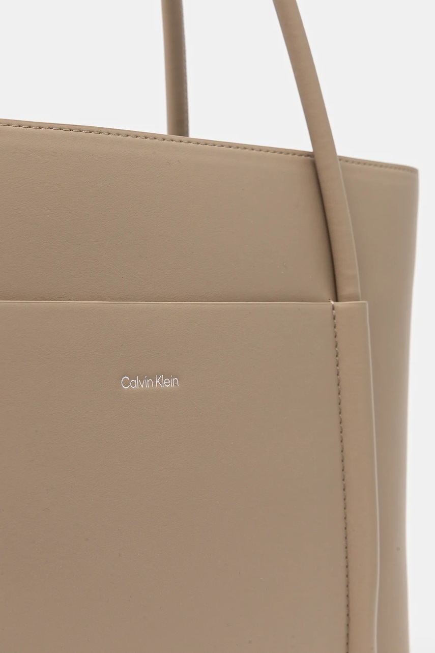 Τσάντα Calvin Klein χρώμα: μπεζ, K60K613110 φωτογραφία