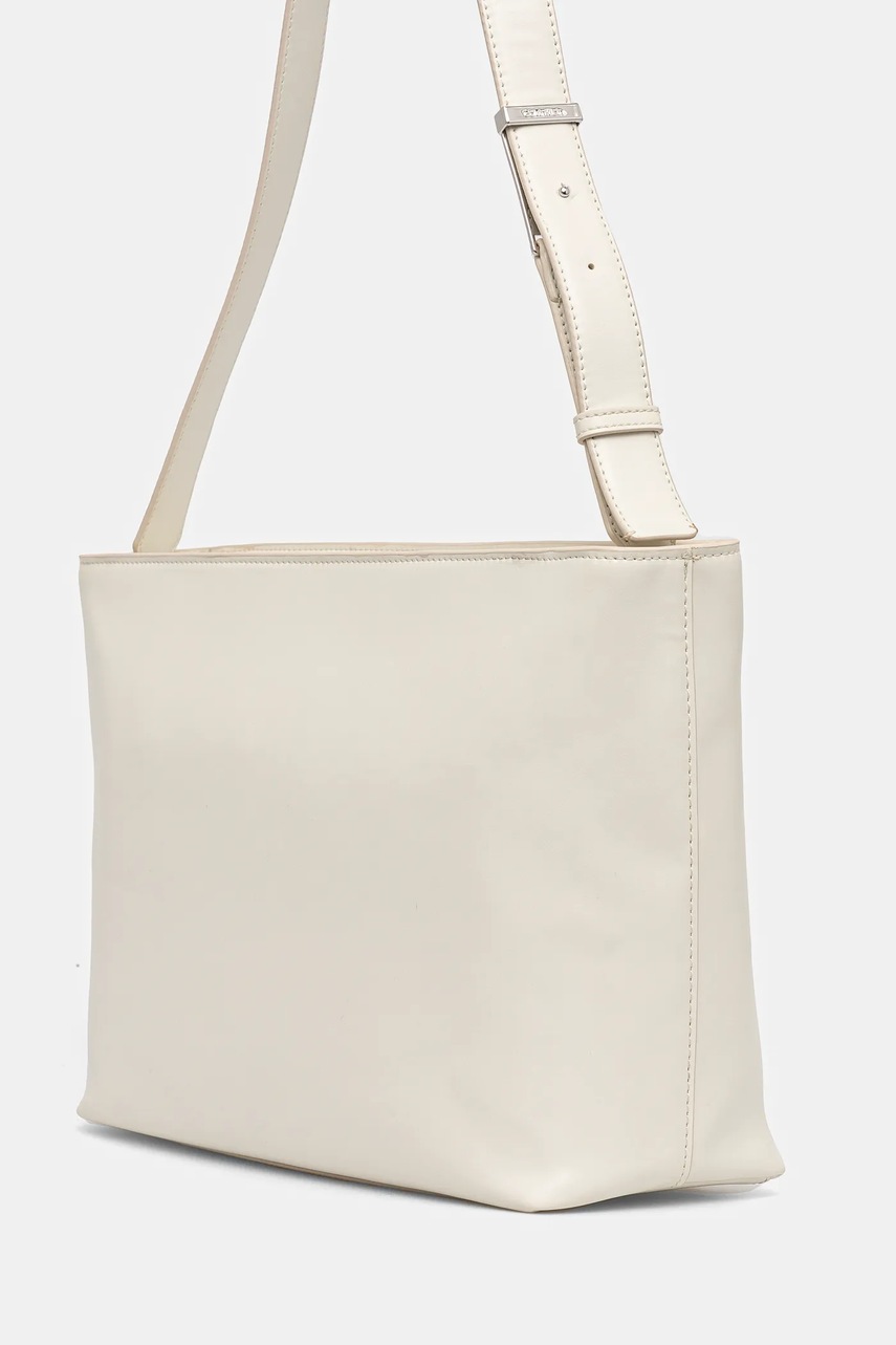 Τσάντα Calvin Klein χρώμα: μπεζ, K60K613172 φωτογραφία