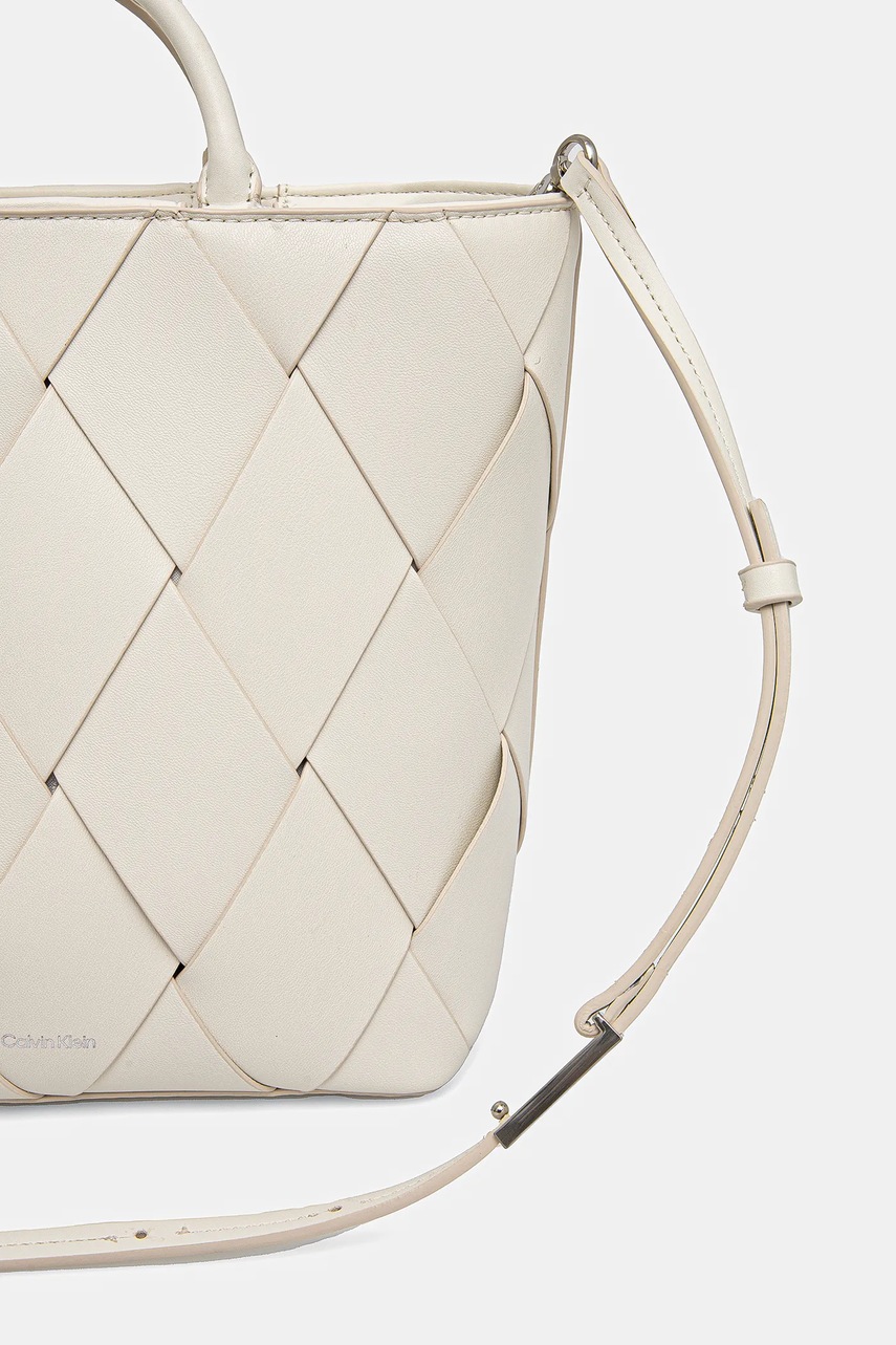 Τσάντα Calvin Klein χρώμα: μπεζ, K60K613176 φωτογραφία