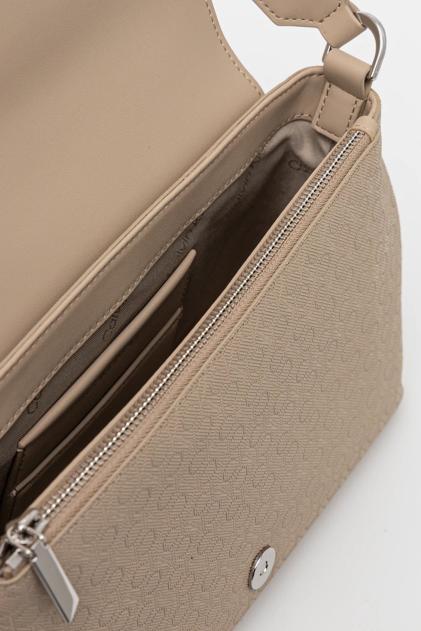 Τσάντα Calvin Klein χρώμα: μπεζ, K60K613181 φωτογραφία