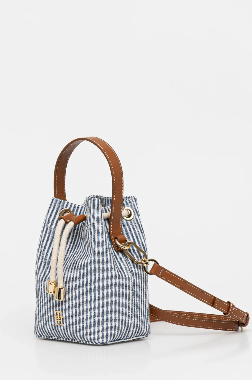Сумочка Tommy Hilfiger цвет синий AW0AW17215 Сумочка Tommy Hilfiger цвет синий AW0AW17215