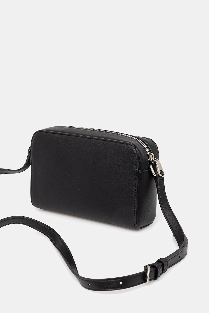 Сумочка Calvin Klein Jeans цвет чёрный LV04K3036G Сумочка Calvin Klein Jeans цвет чёрный LV04K3036G