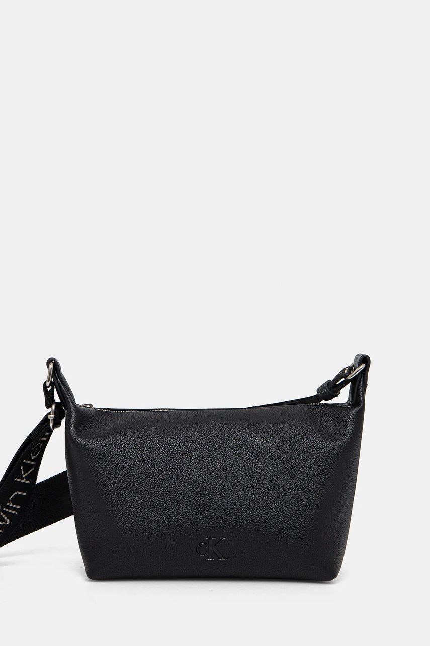 

Чанта Calvin Klein Jeans в черно LV04K3131G, Черен