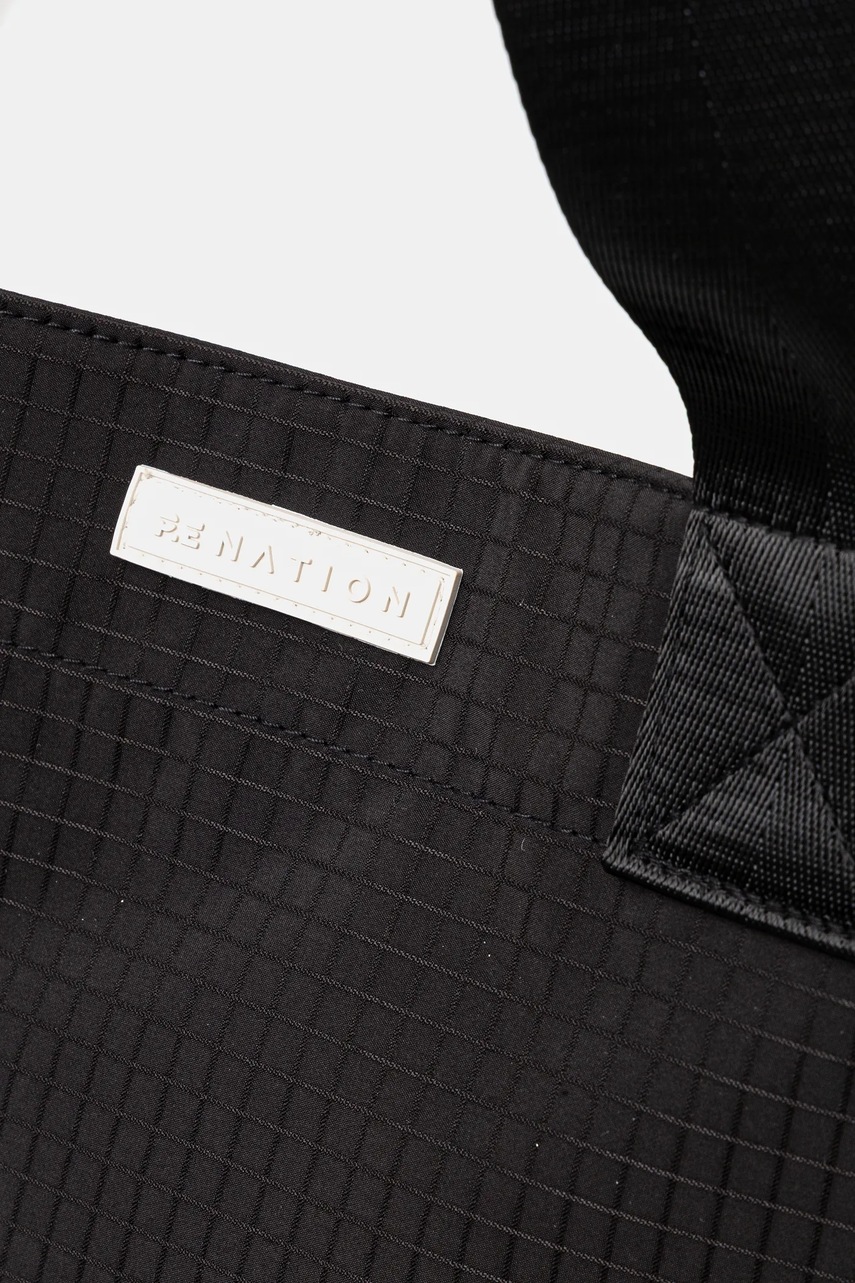 Τσάντα P.E Nation Residency χρώμα: μαύρο, 251A137 φωτογραφία