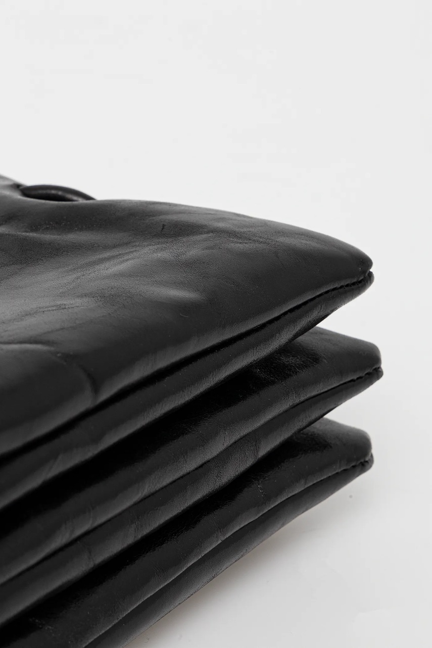 Δερμάτινη τσάντα By Far φωτογραφία