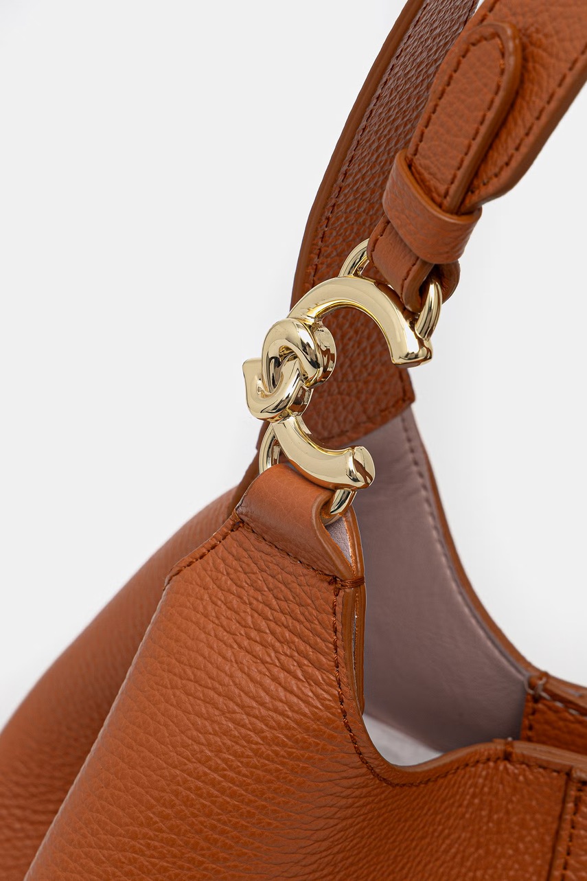 Δερμάτινη τσάντα Coccinelle COCCINELLE C-EASY φωτογραφία