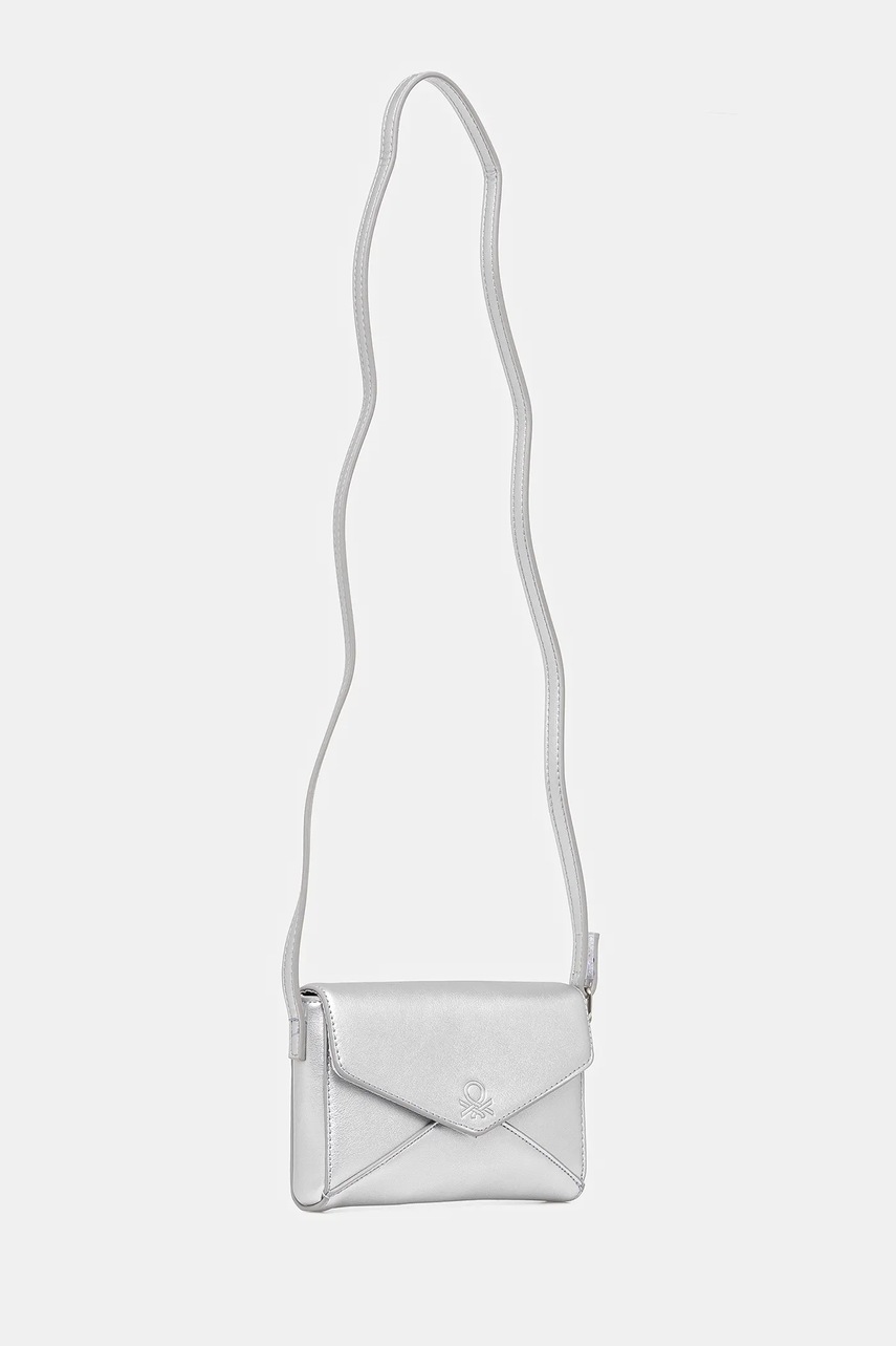 Сумочка United Colors of Benetton цвет серебрянный 6L5ECY022 Сумочка United Colors of Benetton цвет серебрянный 6L5ECY022