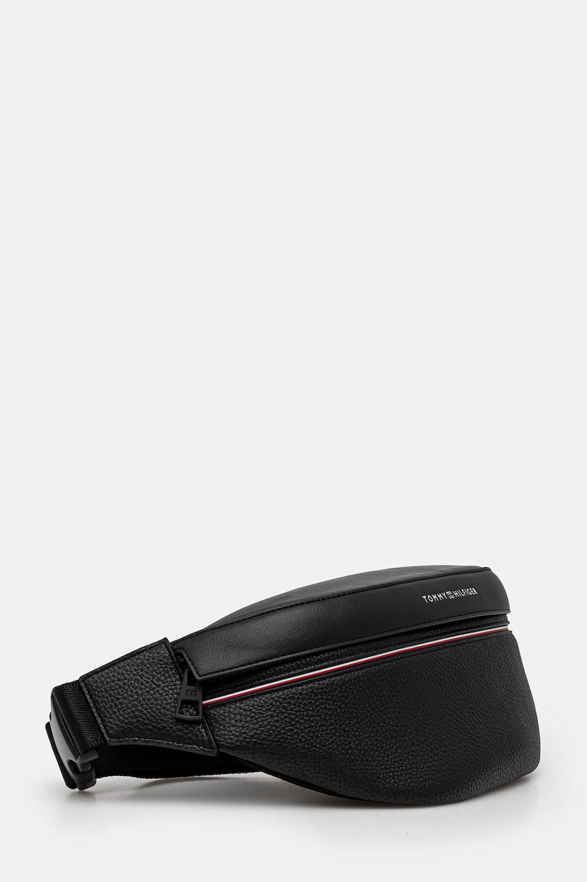 Сумка на пояс Tommy Hilfiger цвет чёрный AM0AM13305 Сумка на пояс Tommy Hilfiger цвет чёрный AM0AM13305