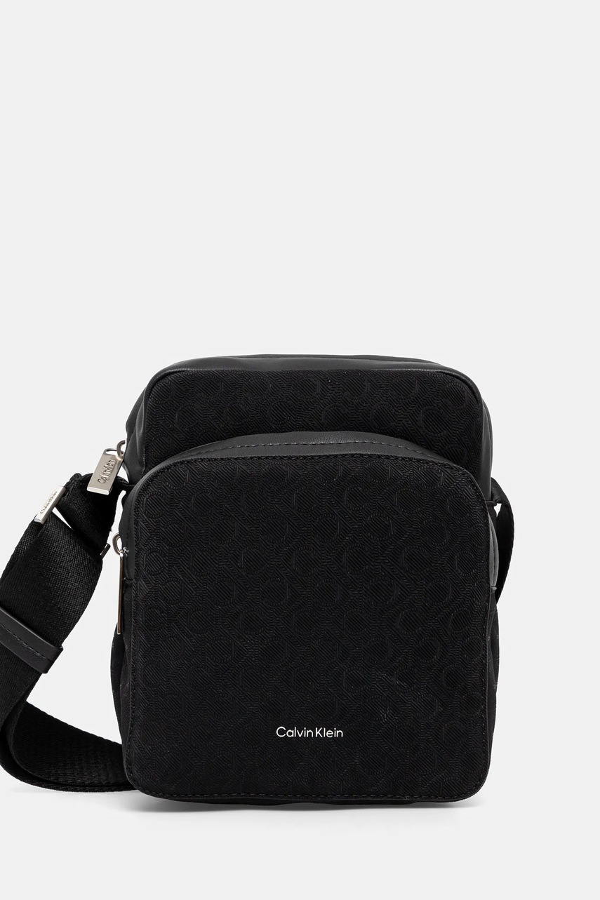 Levně Ledvinka Calvin Klein černá barva, K50K512743