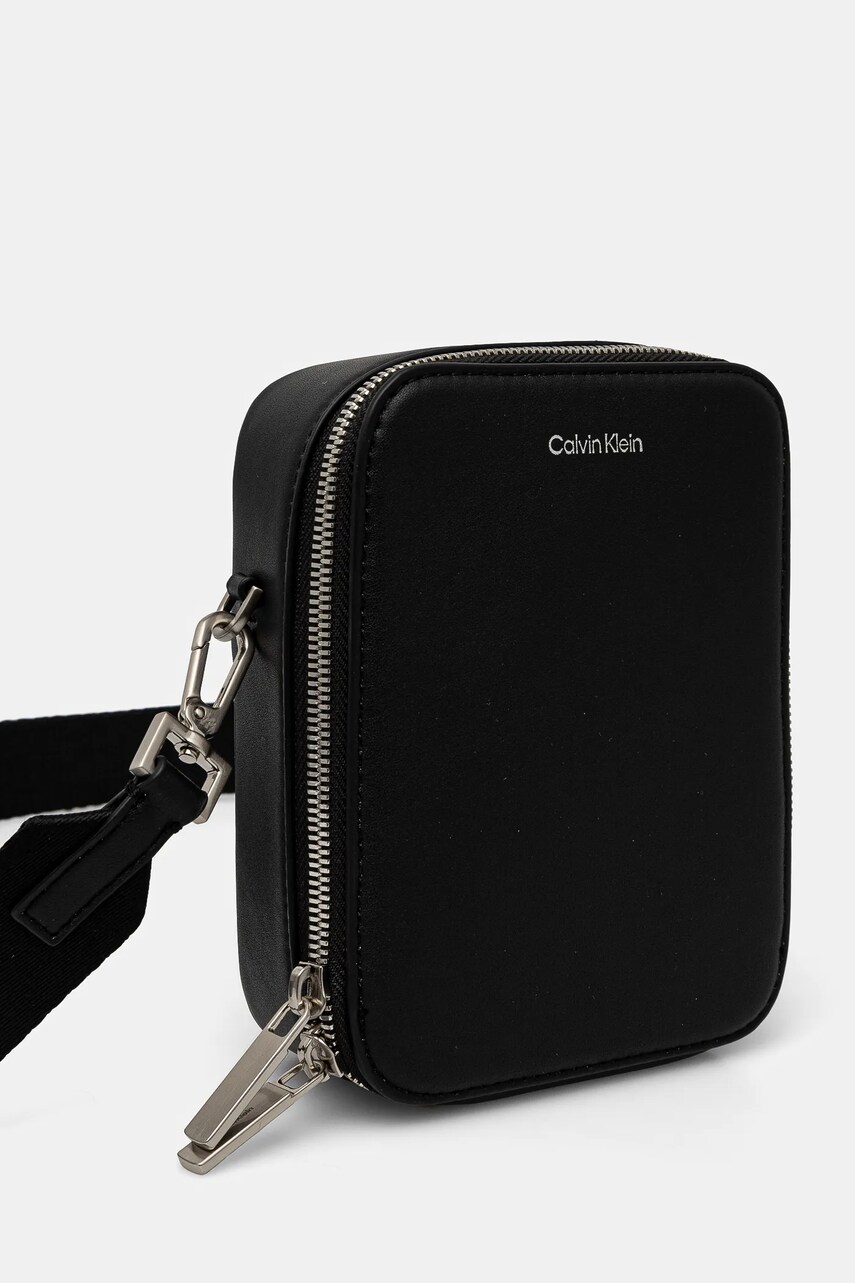 Сумка Calvin Klein цвет чёрный K50K512747 Сумка Calvin Klein цвет чёрный K50K512747
