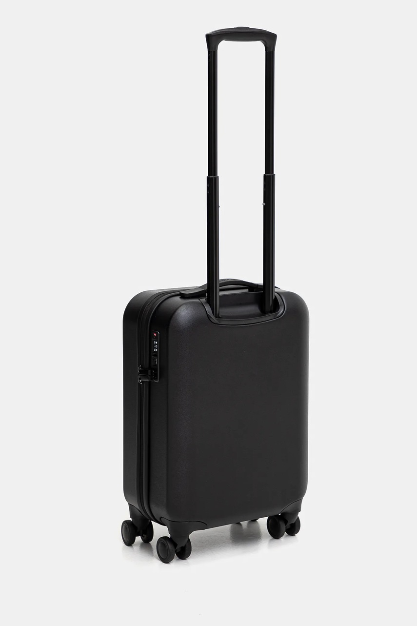 Чемодан Armani Exchange 52x35x20 см цвет чёрный XM000899 AF13793 Чемодан Armani Exchange 52x35x20 см цвет чёрный XM000899 AF13793
