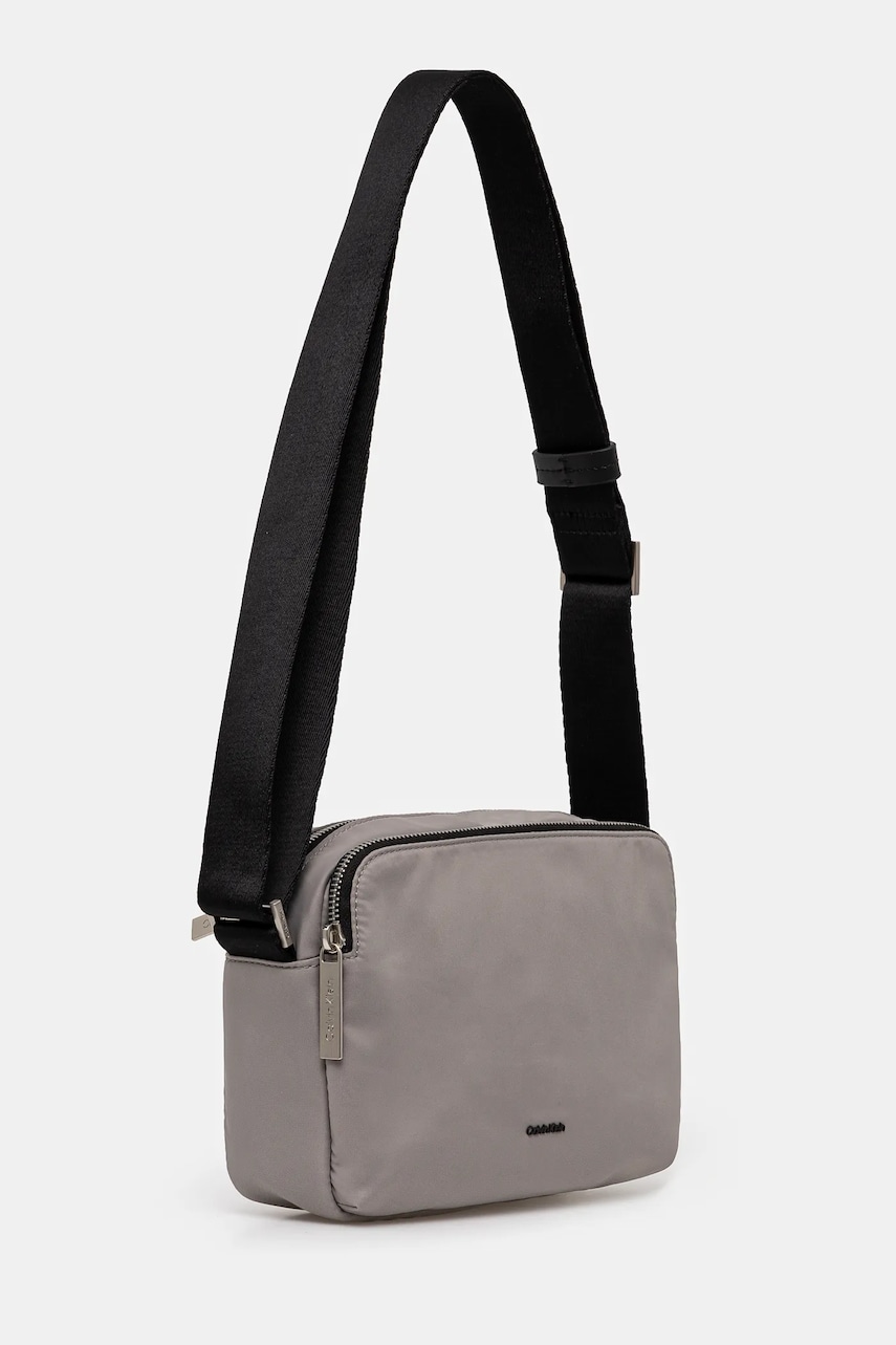 Сумка Calvin Klein цвет серый K50K512912 Сумка Calvin Klein цвет серый K50K512912