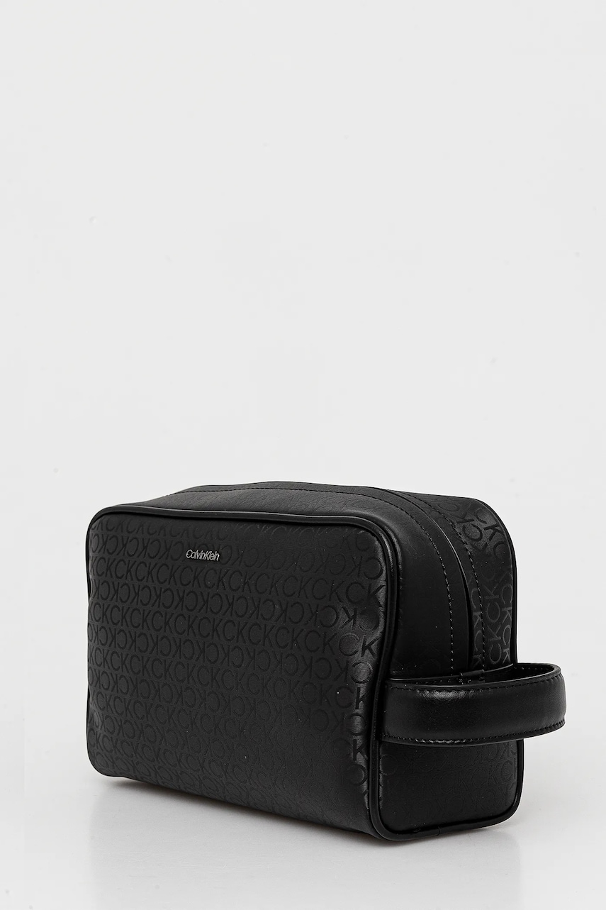 Косметичка Calvin Klein цвет чёрный K50K512944 Косметичка Calvin Klein цвет чёрный K50K512944