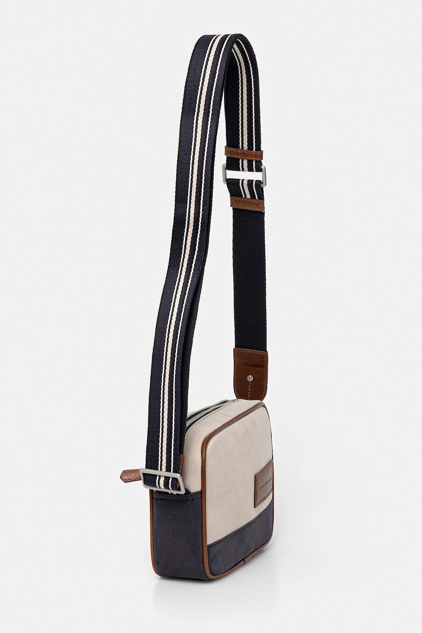 Сумка Tommy Hilfiger цвет бежевый AM0AM13366 Сумка Tommy Hilfiger цвет бежевый AM0AM13366