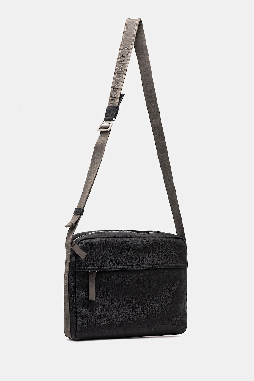 Сумка Calvin Klein Jeans цвет чёрный LV04G3079G Сумка Calvin Klein Jeans цвет чёрный LV04G3079G