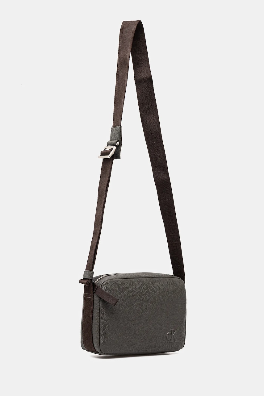 Сумочка Calvin Klein Jeans цвет зелёный LV04G3081G Сумочка Calvin Klein Jeans цвет зелёный LV04G3081G