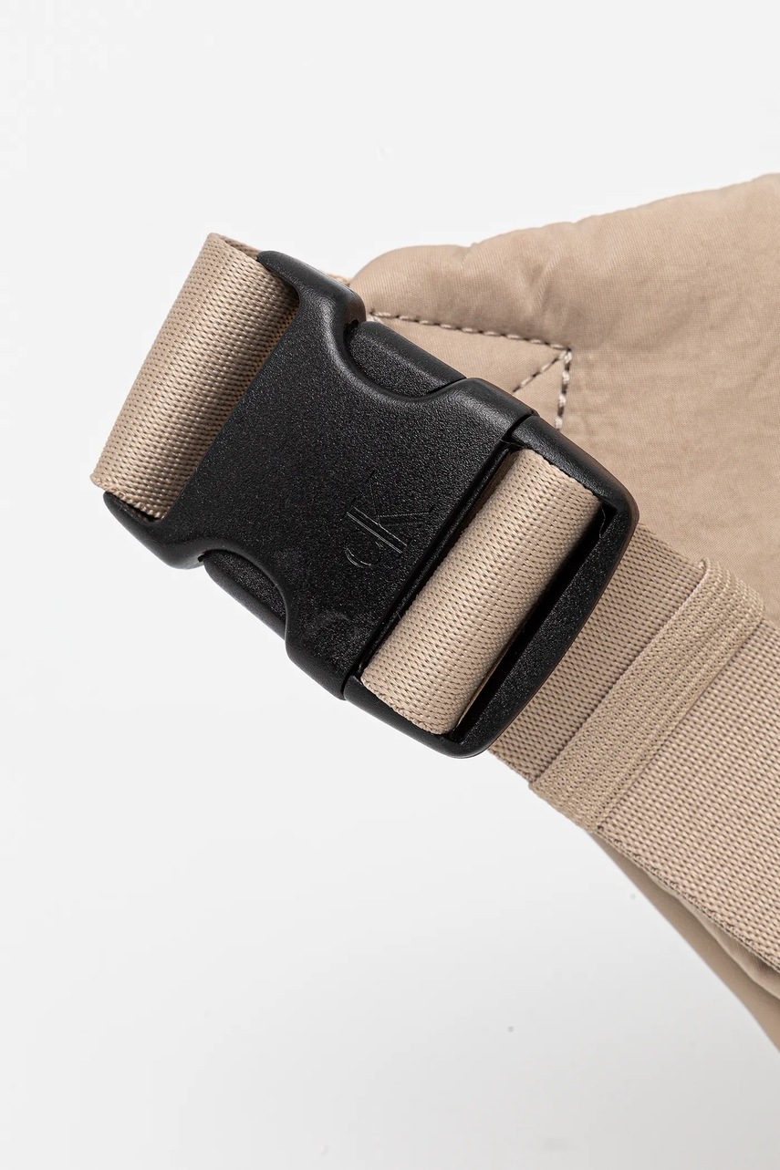 Τσάντα φάκελος Calvin Klein Jeans χρώμα: πράσινο, LV04G3088G φωτογραφία