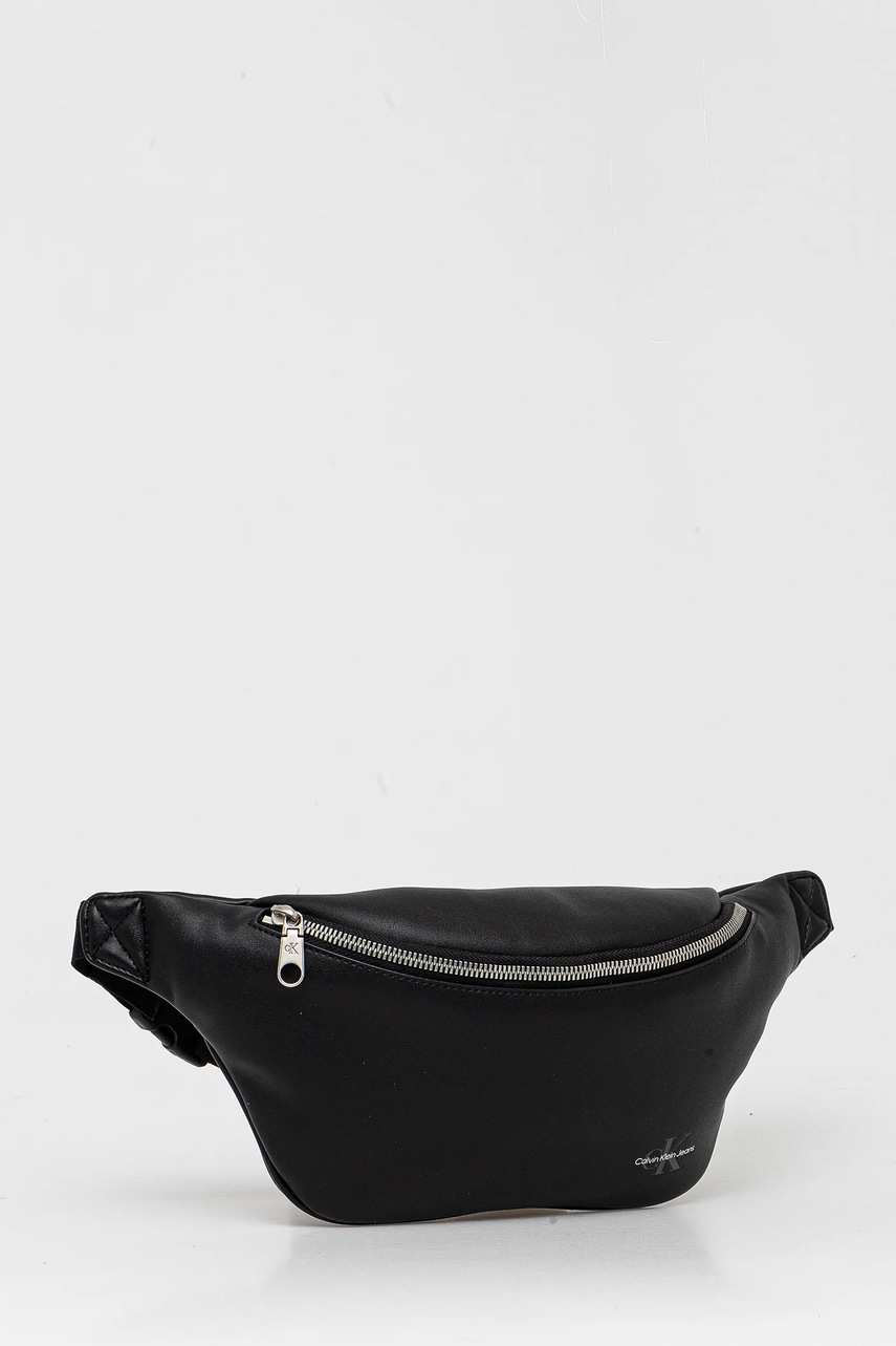 Сумка на пояс Calvin Klein Jeans цвет чёрный LV04G3012G Сумка на пояс Calvin Klein Jeans цвет чёрный LV04G3012G