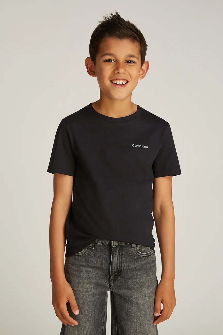 Levně Dětské bavlněné tričko Calvin Klein Jeans 0 černá barva, IU0IU00683