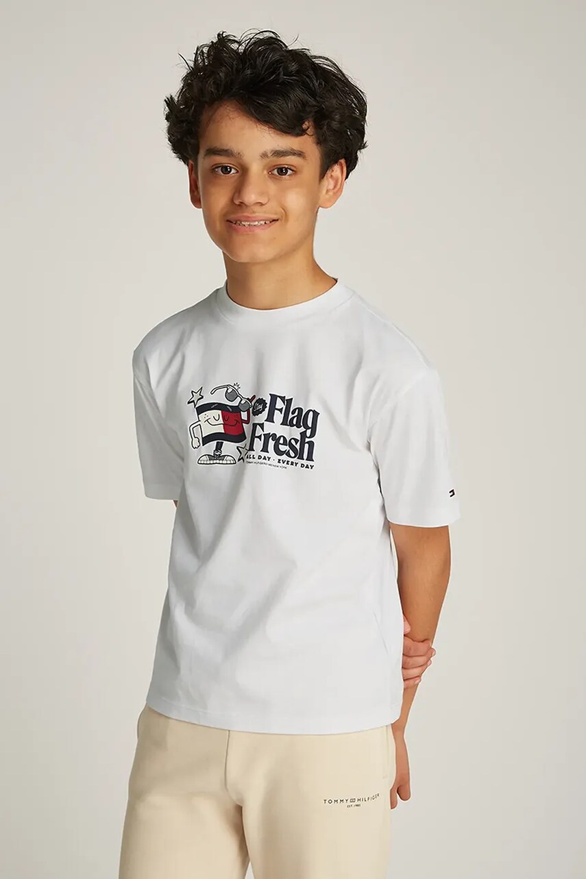 Levně Dětské bavlněné tričko Tommy Hilfiger bílá barva, s potiskem, KB0KB09354