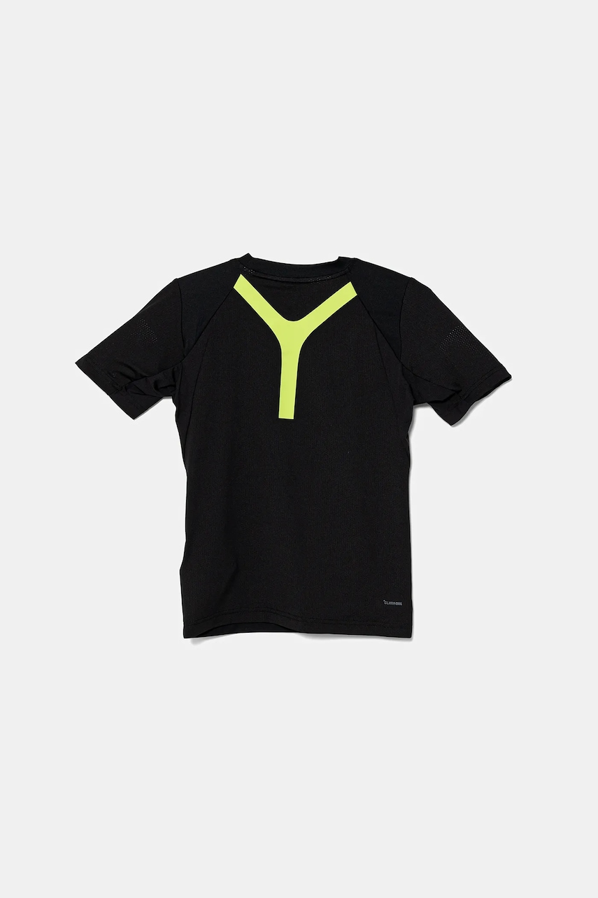 Детская футболка adidas Performance цвет чёрный с принтом JI9265 Детская футболка adidas Performance цвет чёрный с принтом JI9265