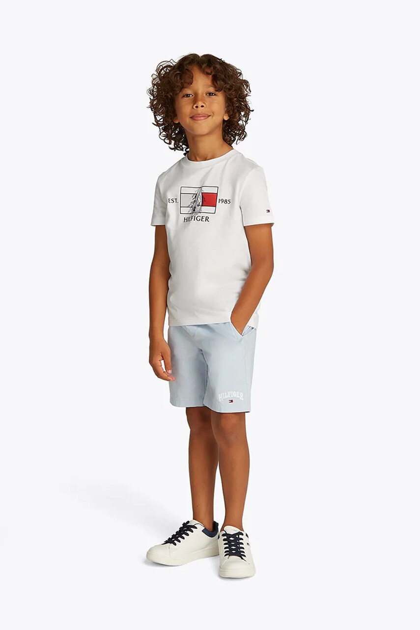 Levně Dětské tričko Tommy Hilfiger bílá barva, s potiskem, KB0KB09530