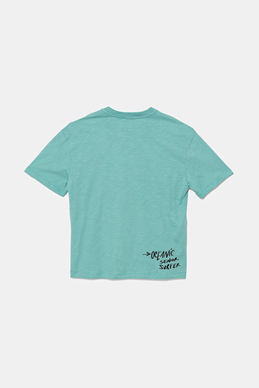 Детская хлопковая футболка United Colors of Benetton цвет бирюзовый с принтом 3SLUC10P8 Детская хлопковая футболка United Colors of Benetton цвет бирюзовый с принтом 3SLUC10P8