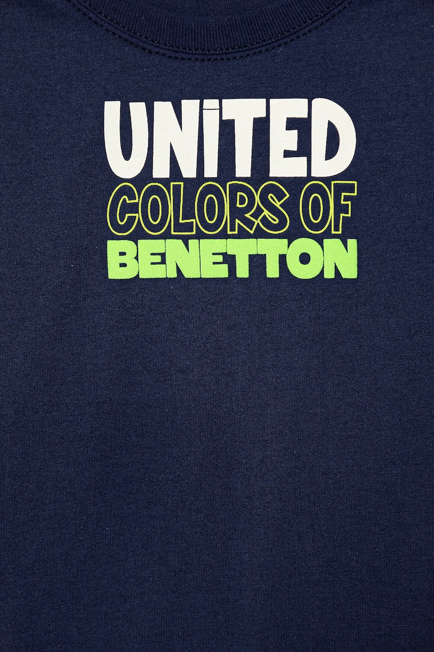 Детская хлопковая футболка United Colors of Benetton цвет синий с принтом 3I1XGH013 Детская хлопковая футболка United Colors of Benetton цвет синий с принтом 3I1XGH013