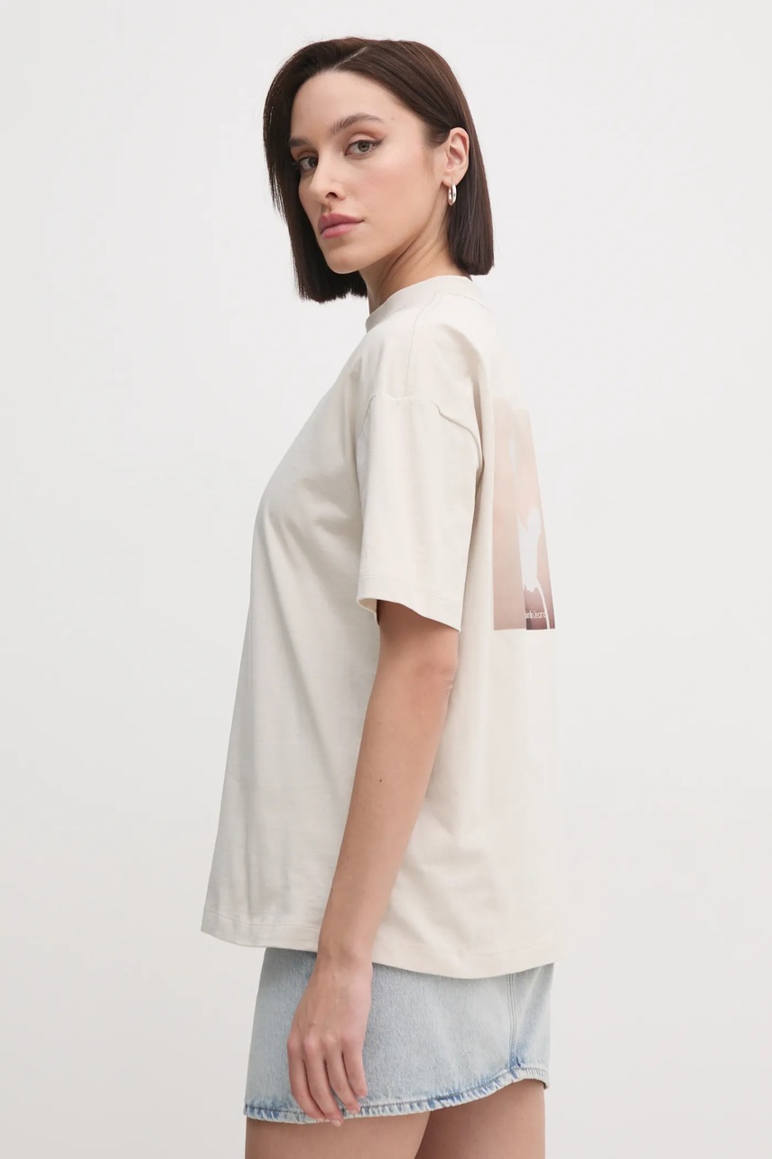 

Памучна тениска Calvin Klein Jeans в бежово J20J224981, Бежов