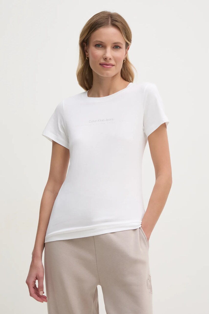 Levně Bavlněné tričko Calvin Klein Jeans béžová barva, J20J224990