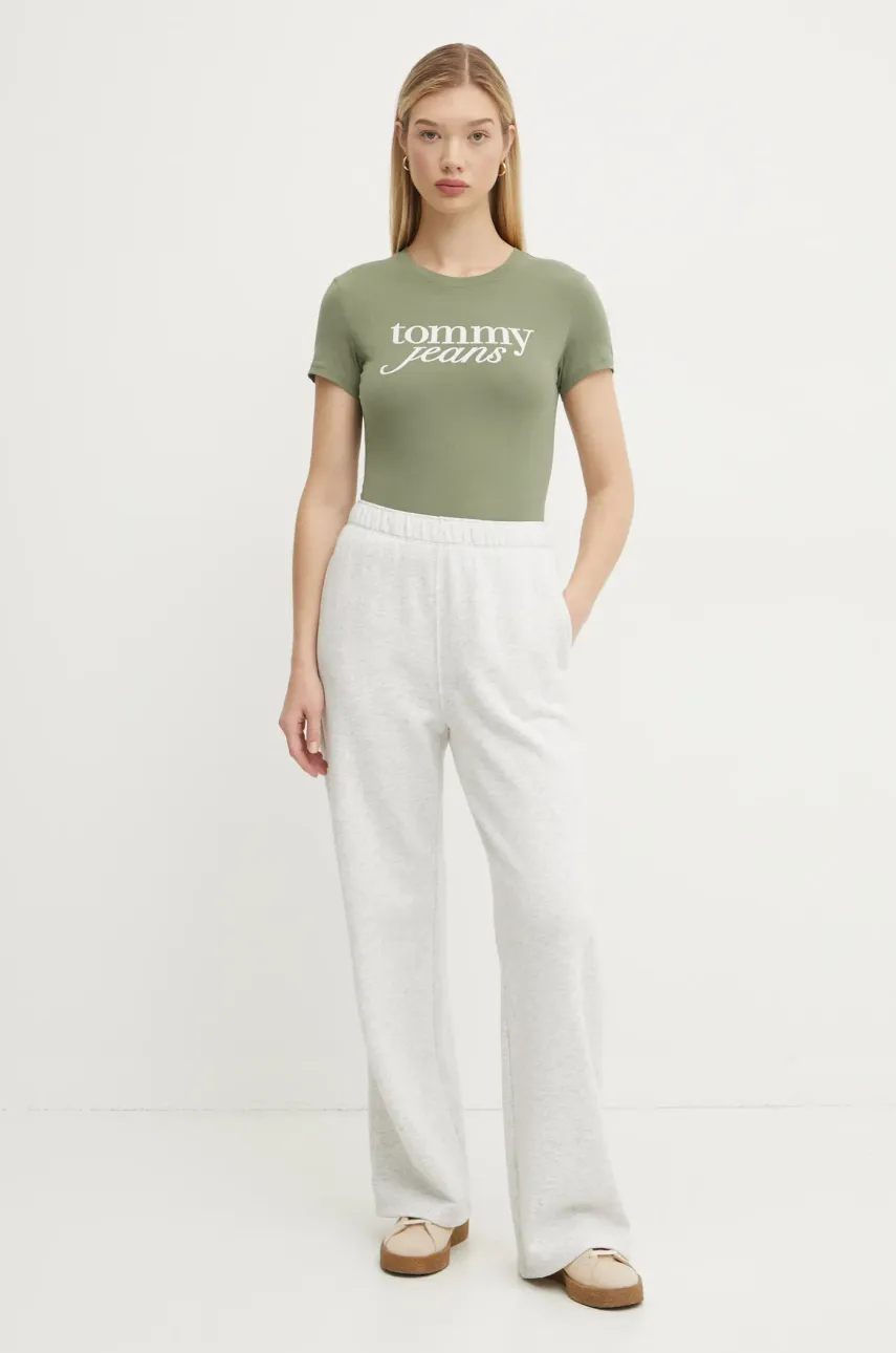 Хлопковая футболка Tommy Jeans женская цвет зелёный DW0DW19447 Хлопковая футболка Tommy Jeans женская цвет зелёный DW0DW19447