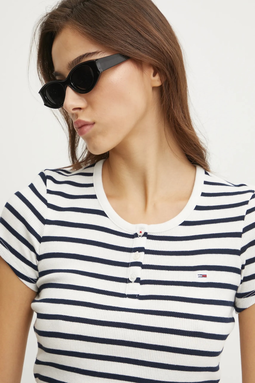 Tommy Jeans tricou din bumbac femei, culoarea alb, DW0DW19502 Tommy Jeans tricou din bumbac femei, culoarea alb, DW0DW19502