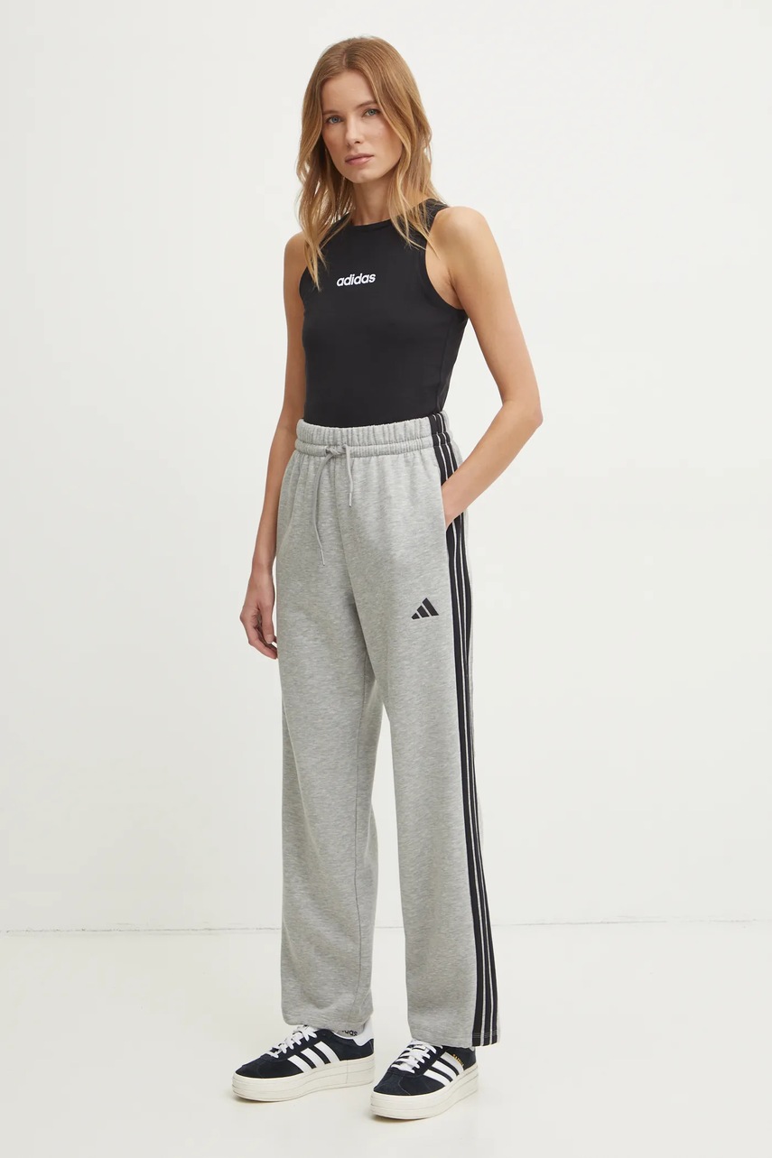 Топ adidas Essentials Linear женский цвет чёрный JC5798