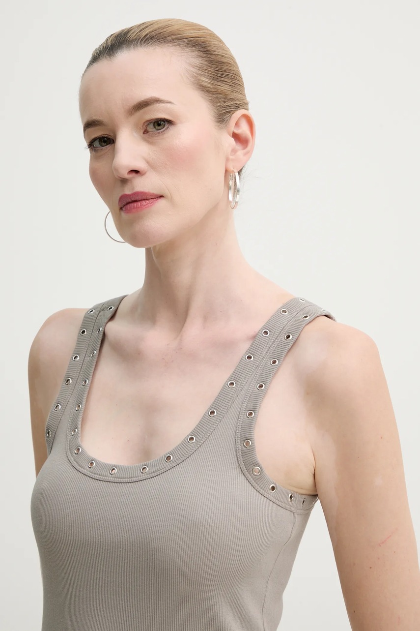 Top Gestuz φωτογραφία